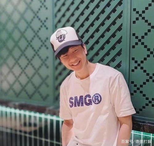 俄罗斯网友吃瓜,揭秘娱乐圈的“瓜田”奇闻轶事